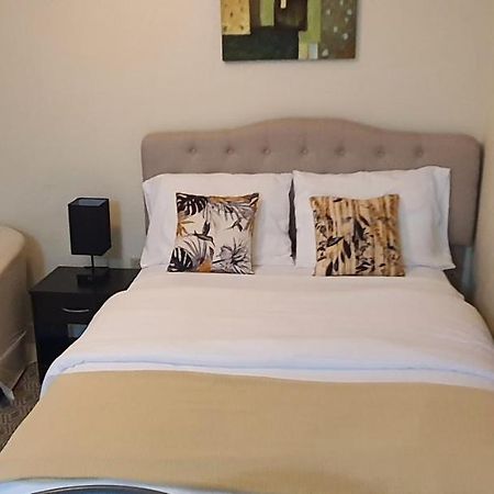 ברידג'טאון Hastings Towers 4D - Studio Apt Opp Beach מראה חיצוני תמונה