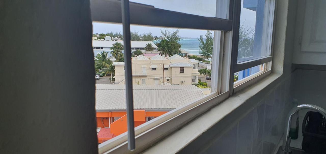 ברידג'טאון Hastings Towers 4D - Studio Apt Opp Beach מראה חיצוני תמונה