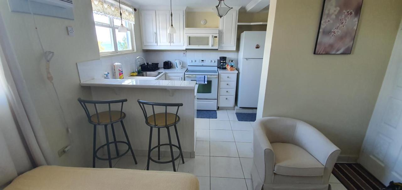 ברידג'טאון Hastings Towers 4D - Studio Apt Opp Beach מראה חיצוני תמונה