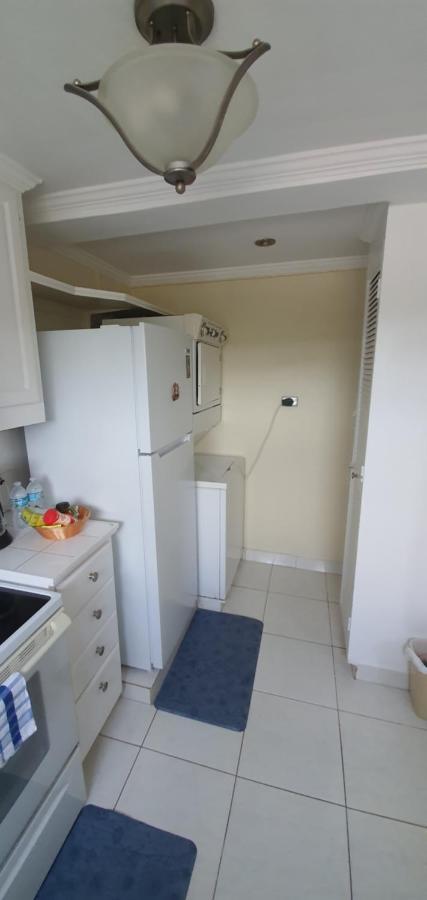 ברידג'טאון Hastings Towers 4D - Studio Apt Opp Beach מראה חיצוני תמונה
