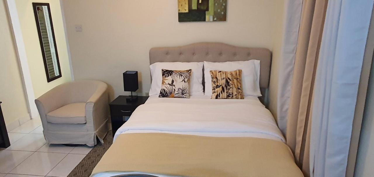 ברידג'טאון Hastings Towers 4D - Studio Apt Opp Beach מראה חיצוני תמונה